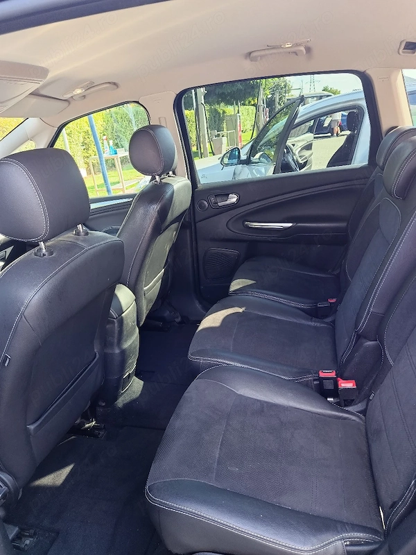 FORD S-MAX 2014 — imagine 3