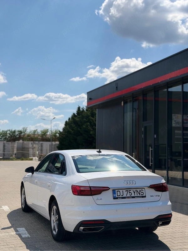 AUDI A4 2022 — imagine 3