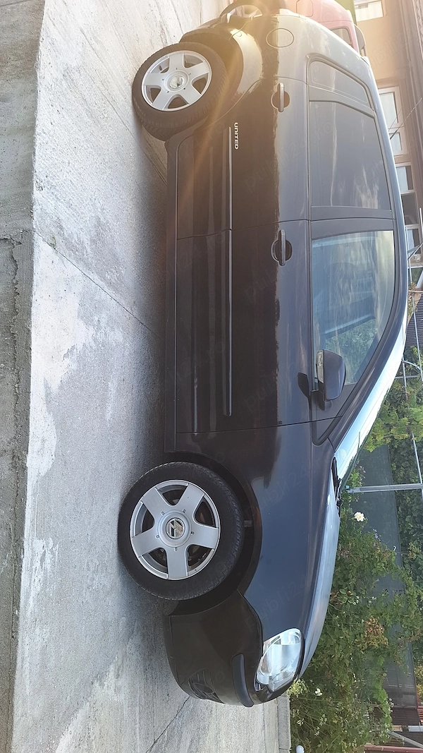 VOLKSWAGEN Polo 2009 — imagine 3