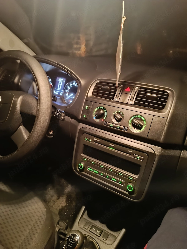 SKODA Fabia 2011 — imagine 8