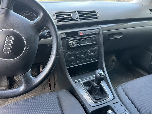 AUDI A4 2002 — imagine 4
