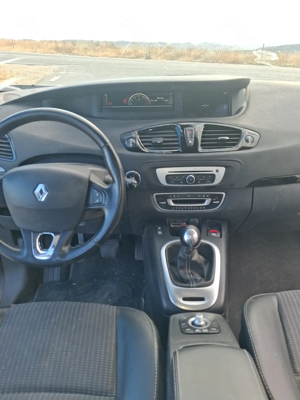 RENAULT Scenic 2016 — imagine 5