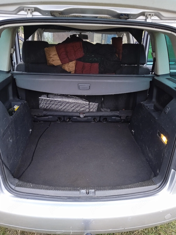VOLKSWAGEN Touran 2005 — imagine 6