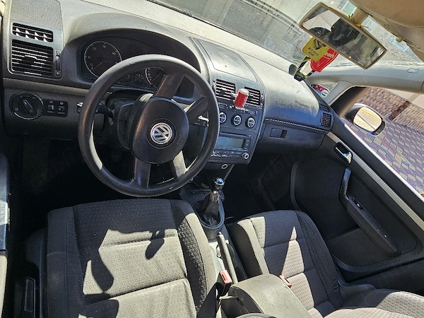 VOLKSWAGEN Touran 2006 — imagine 5