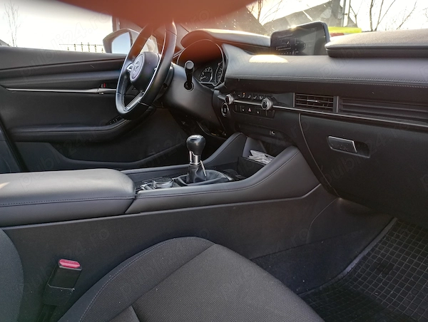 MAZDA 3 2021 — imagine 6