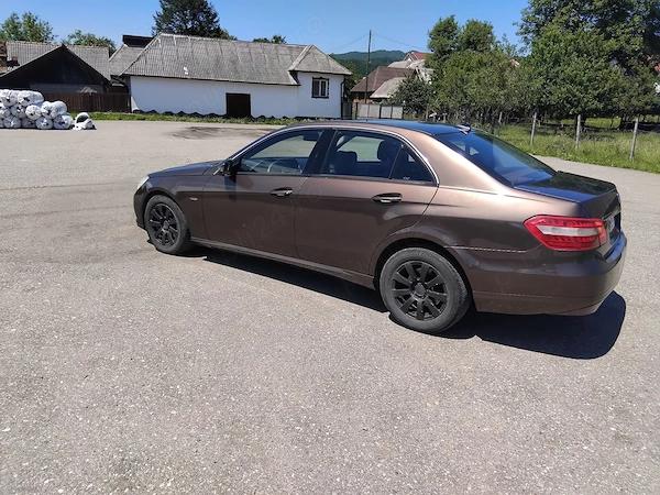 MERCEDES-BENZ E-Class 2010 — imagine 2
