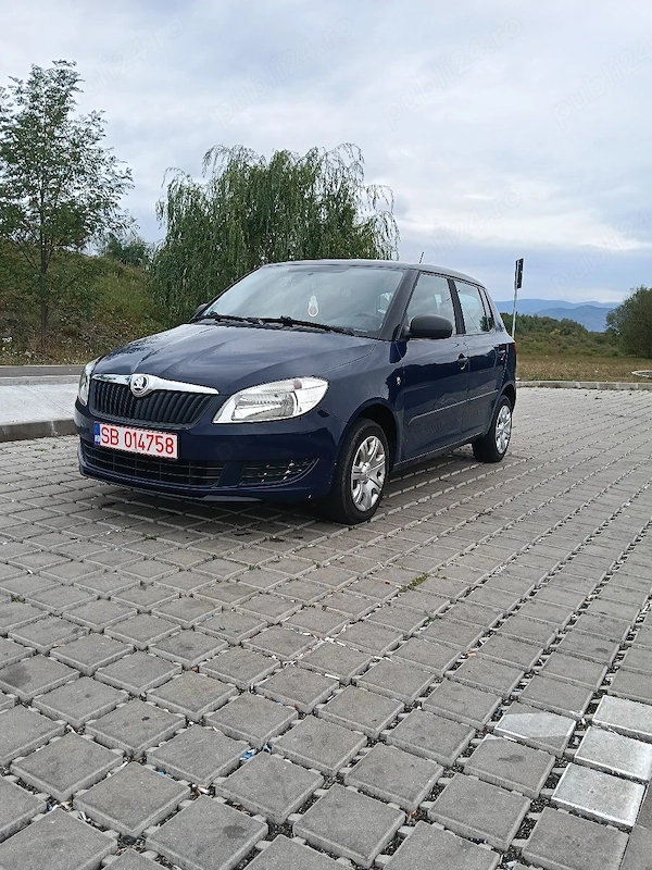 SKODA Fabia 2014 — imagine 3