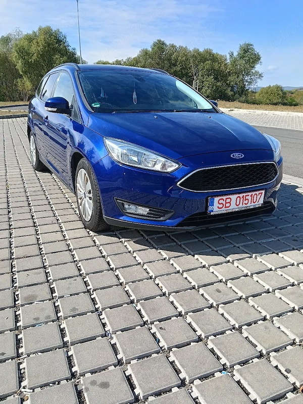 FORD Focus 2015 — imagine 5