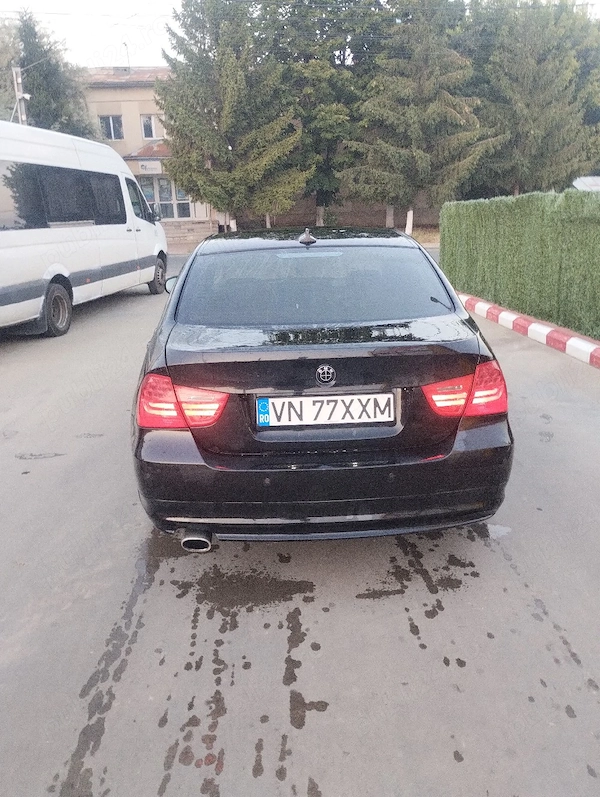 BMW 3 Series 2010 — imagine 4
