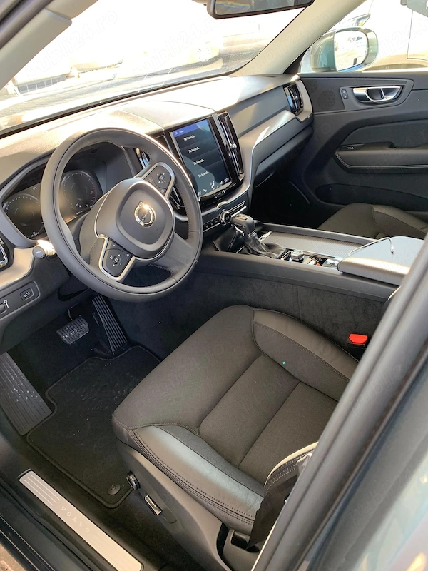 VOLVO XC60 2019 — imagine 4