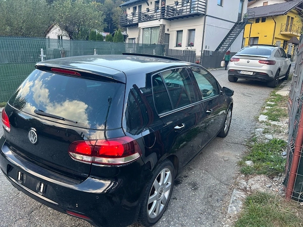 VOLKSWAGEN Golf 2010 — imagine 2