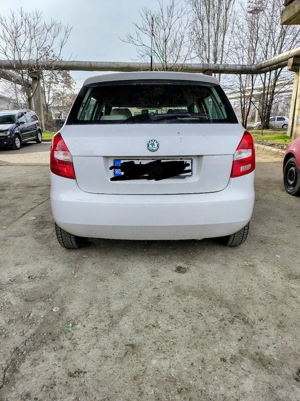 SKODA Fabia 2010 — imagine 2