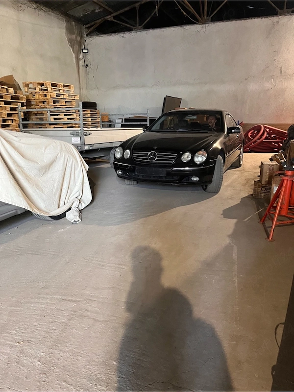 Vând Mercedes CL500