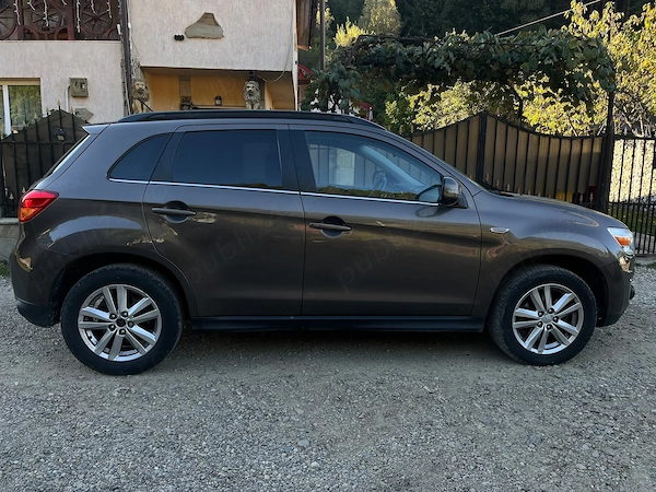 Vând Mitsubishi ASX 4 4
