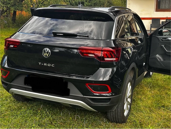 VOLKSWAGEN T-Roc 2025 — imagine 3