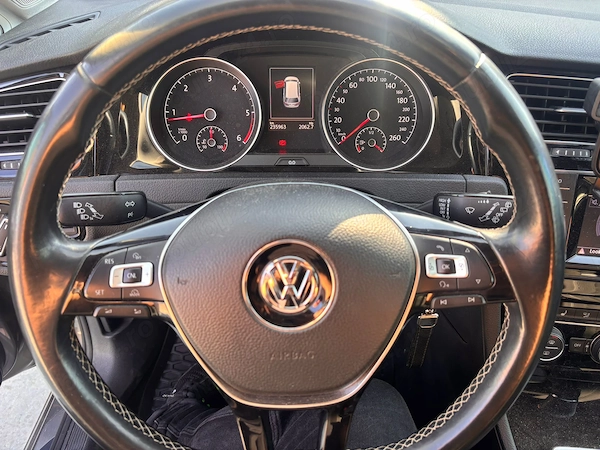 VOLKSWAGEN Golf 2014 — imagine 5