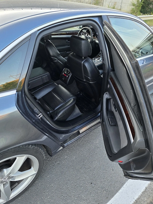 AUDI A8 2009 — imagine 5