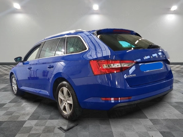 SKODA Superb 2023 — imagine 3