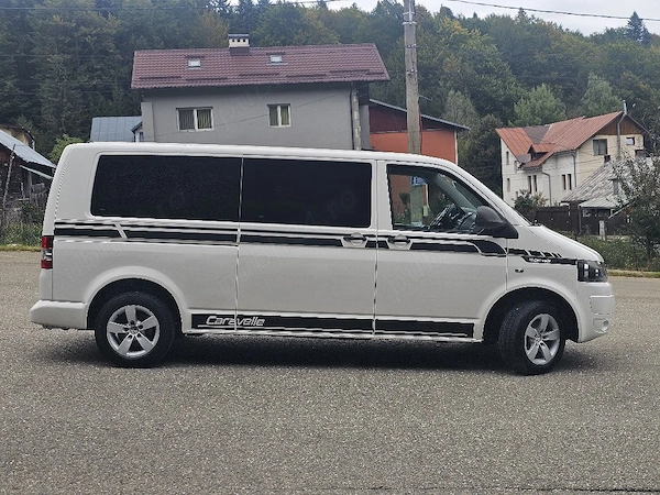 Volkswagen Transporter 8+1 locuri 2.0TDI LANG