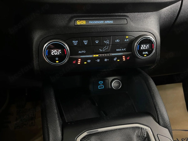 FORD Kuga 2021 — imagine 19