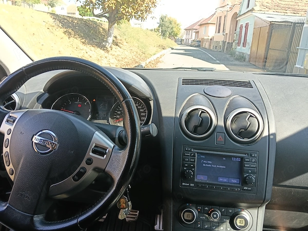 NISSAN Qashqai 2011 — imagine 1
