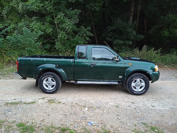 NISSAN Navara 2010 — imagine 5