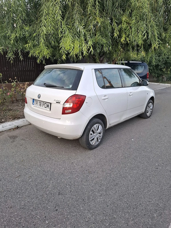 SKODA Fabia 2008 — imagine 4