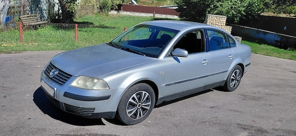VOLKSWAGEN Passat 2001 — imagine 2