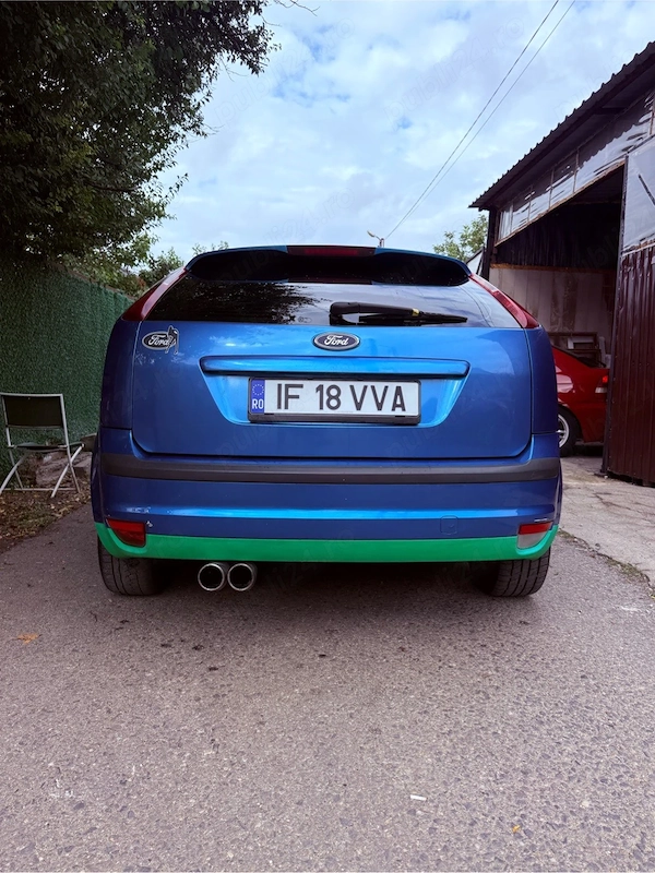 FORD Focus 2004 — imagine 5