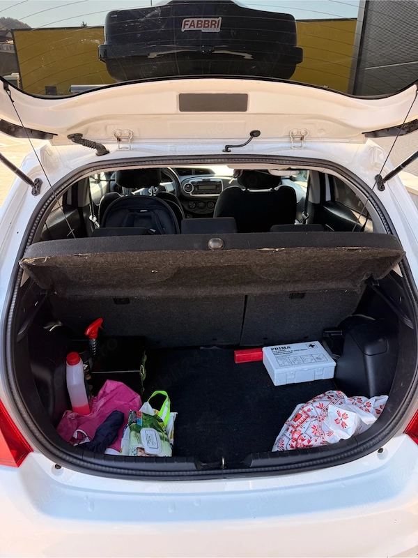 TOYOTA Yaris 2014 — imagine 5
