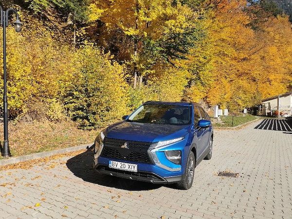 MITSUBISHI Eclipse 2021 — imagine 5