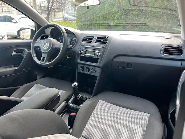 VOLKSWAGEN Polo 2010 — imagine 8