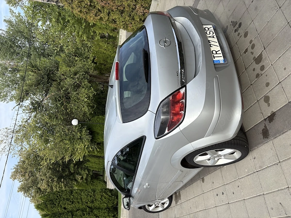OPEL Astra 2005 — imagine 3