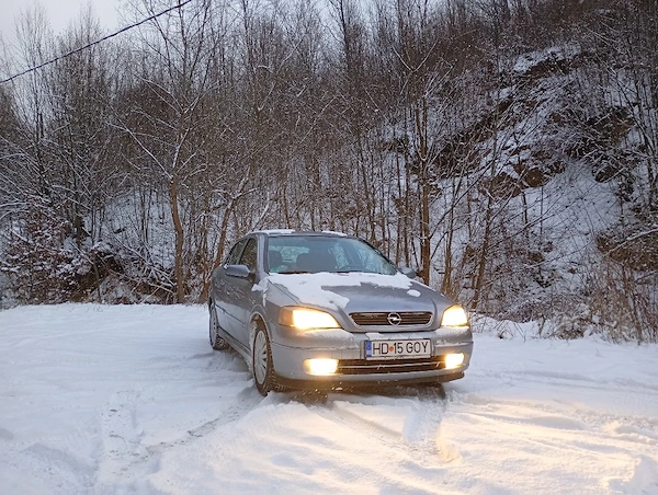 OPEL Astra 2004 — imagine 3