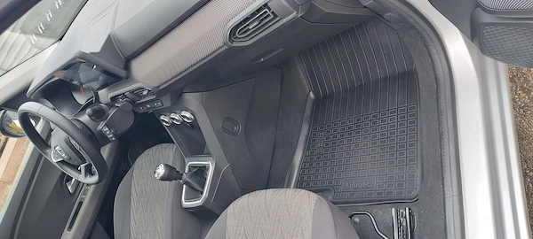DACIA Logan 2021 — imagine 7