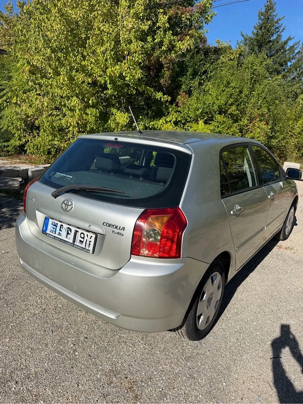TOYOTA Corolla 2004 — imagine 5