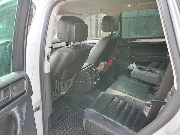 VOLKSWAGEN Touareg 2011 — imagine 4