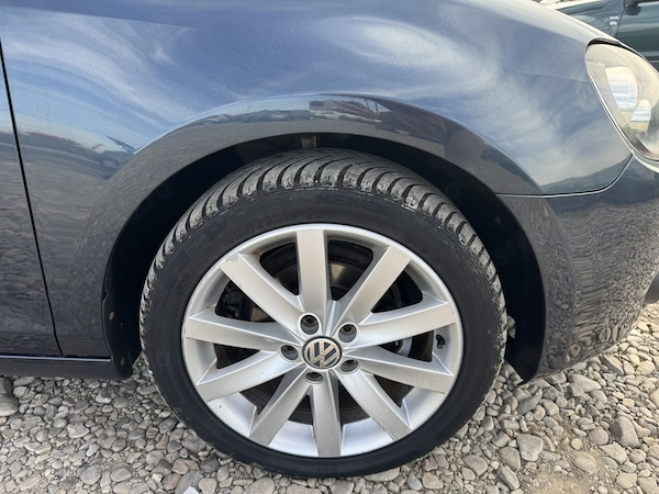 VOLKSWAGEN Golf 2010 — imagine 5