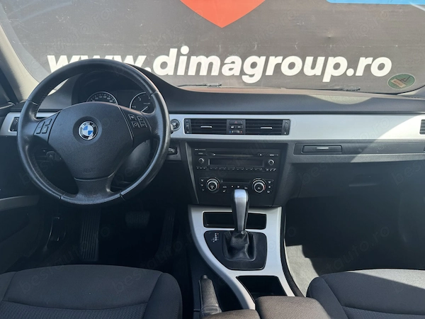 BMW 3 Series 2010 — imagine 8