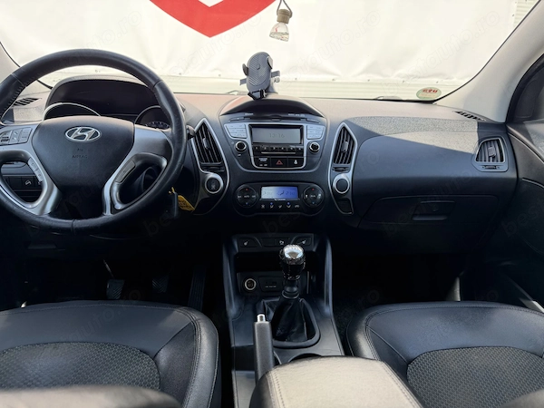 HYUNDAI ix35 2010 — imagine 10
