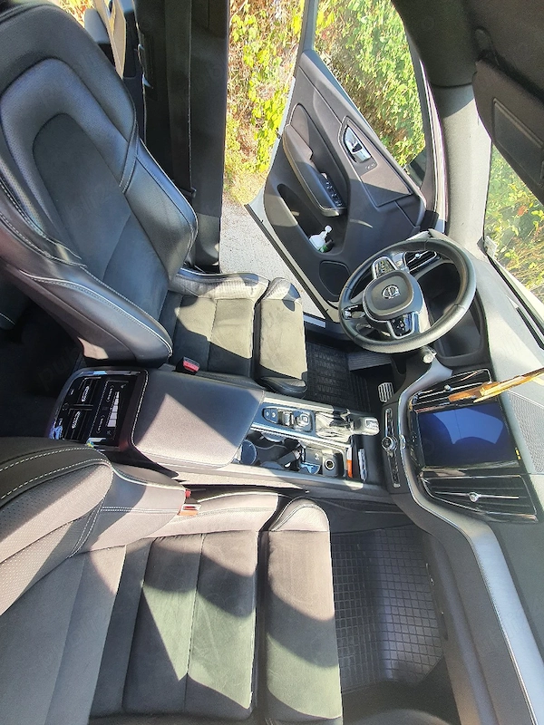 VOLVO XC60 2019 — imagine 6