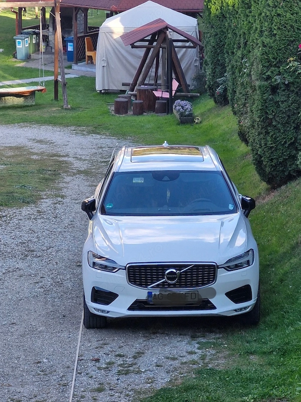 VOLVO XC60 2019 — imagine 9