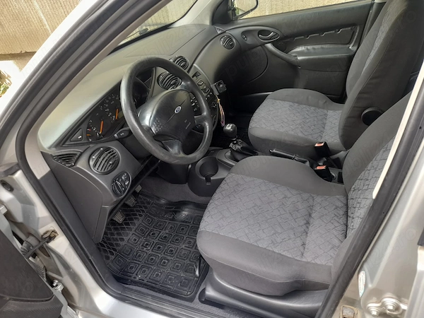 FORD Focus 2001 — imagine 5