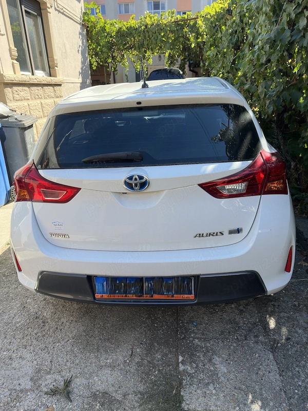 TOYOTA Auris 2013 — imagine 4