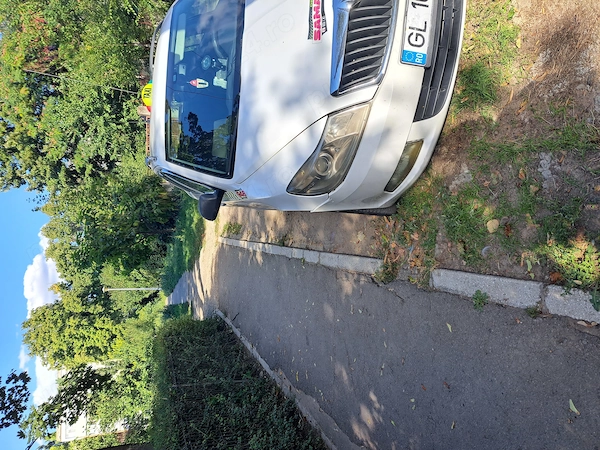 SKODA Octavia 2011 — imagine 2