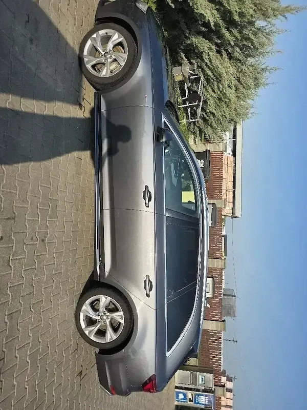 AUDI A4 2019 — imagine 7