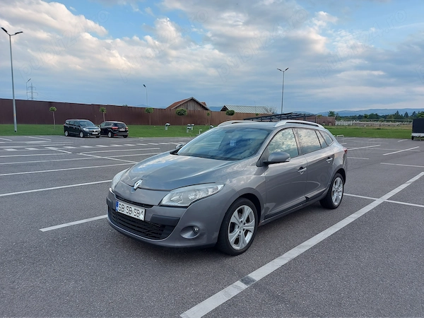RENAULT Megane