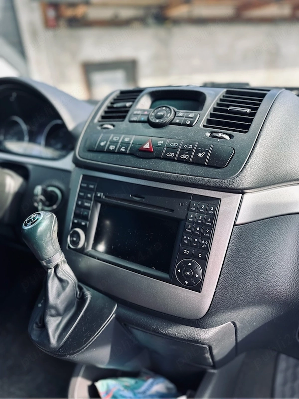 MERCEDES-BENZ V-Class 2011 — imagine 9