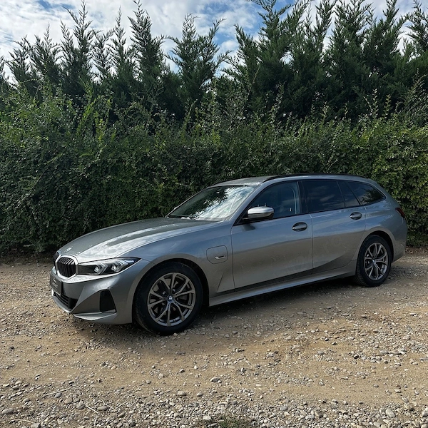 BMW 3 Series 2022 — imagine 2