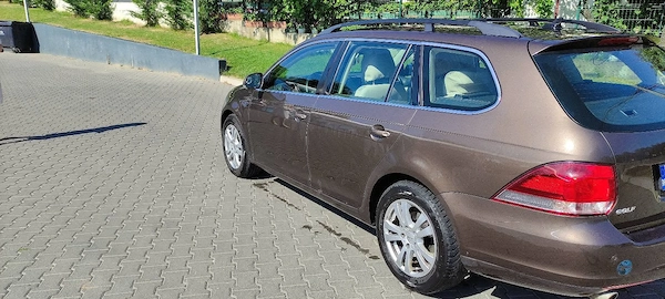 VOLKSWAGEN Golf 2011 — imagine 2